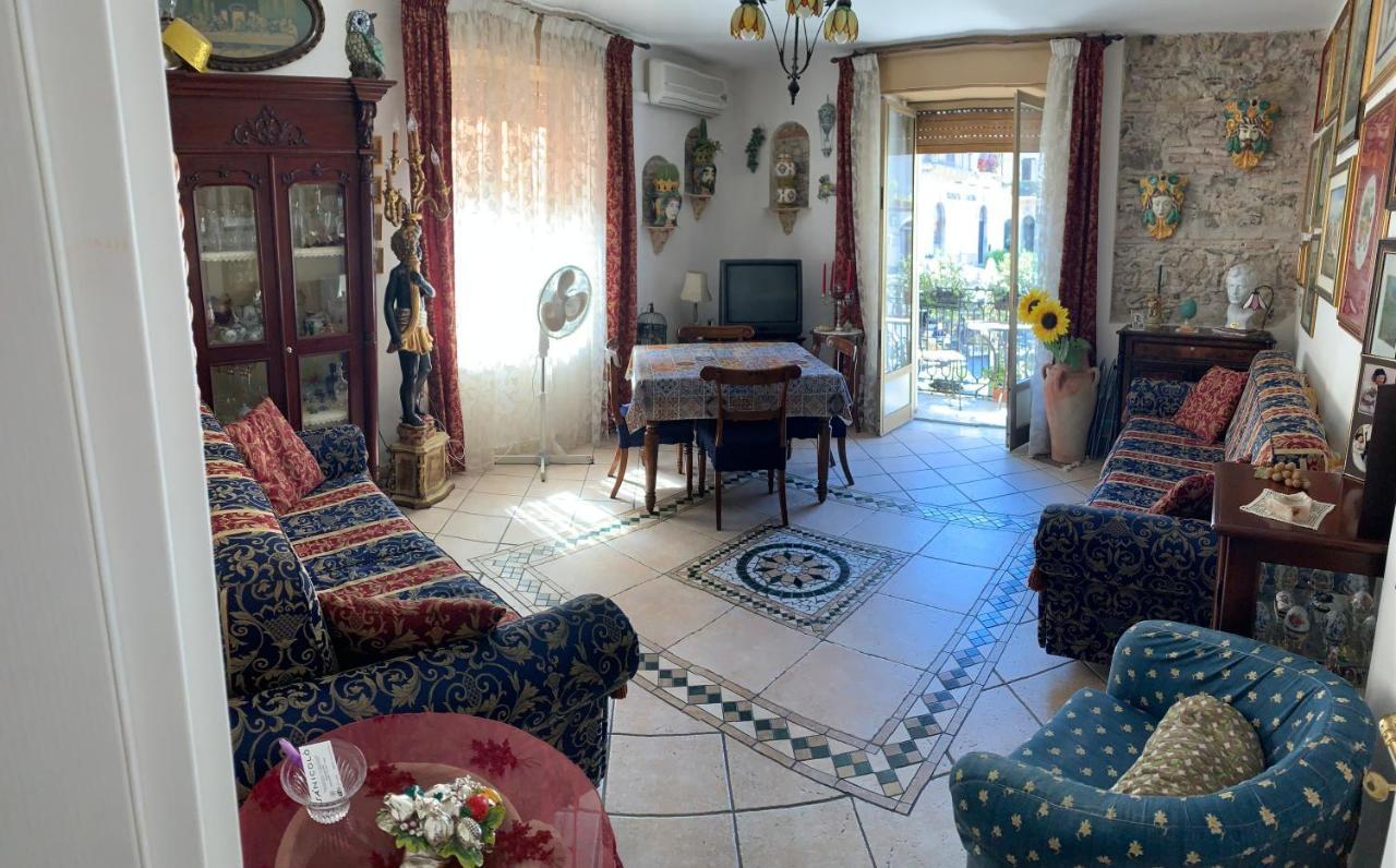 Casa Antica Savoia Daire Taormina Dış mekan fotoğraf